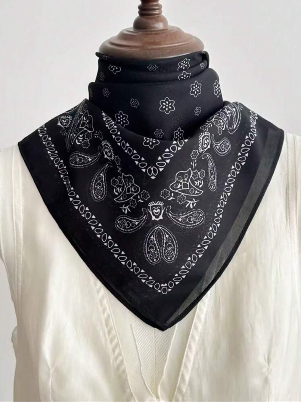 Women's Black Paisley Bandana Scarf - Classic Neck Wrap 27.5”